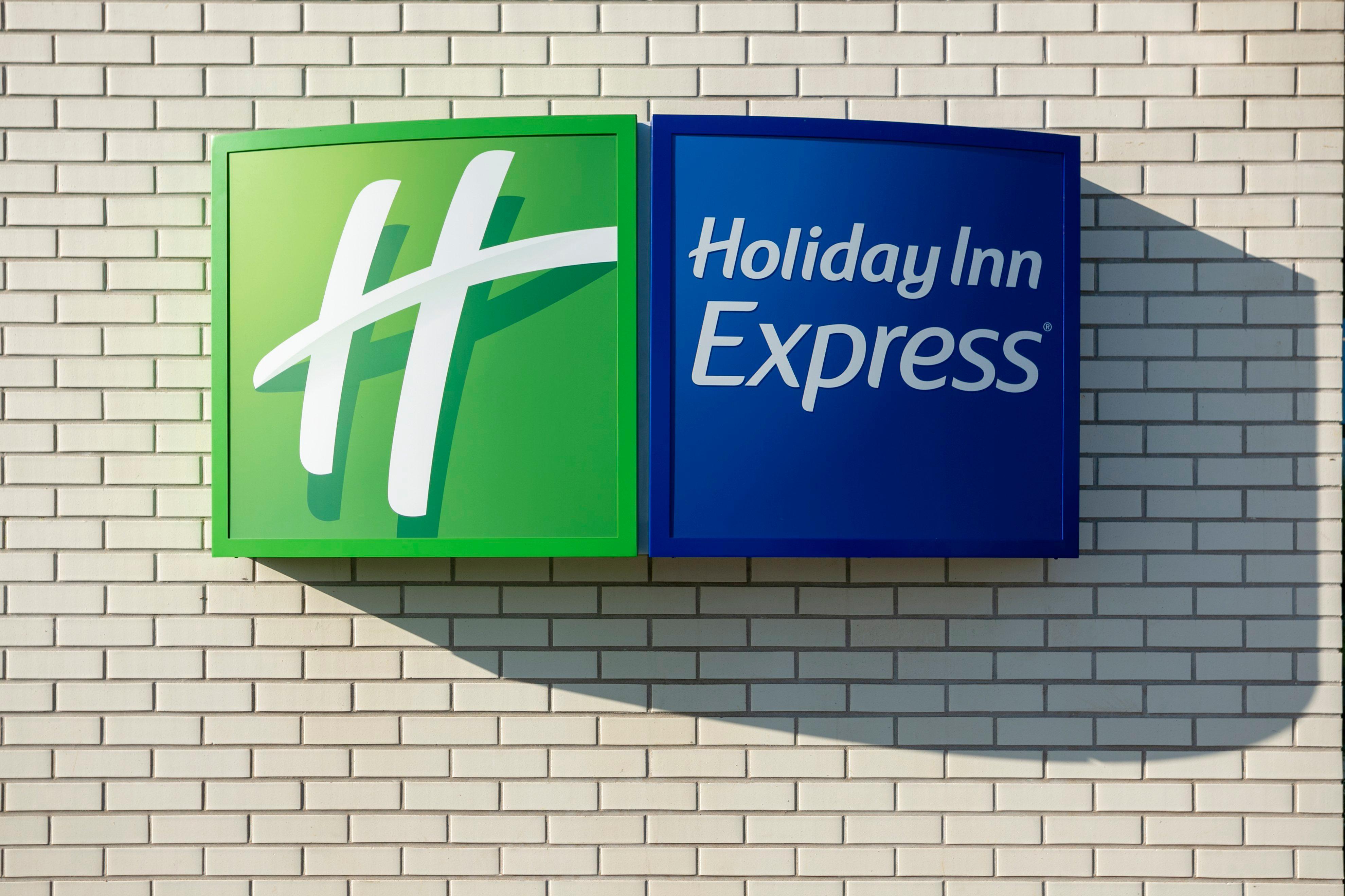 Holiday Inn Express Bridgwater M5, Jct24 By Ihg Exterior foto